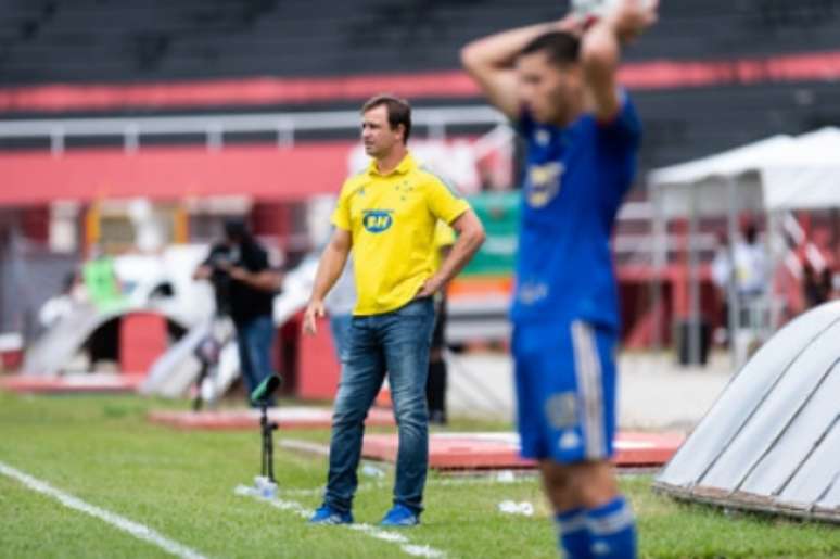 Conceição culpou o gramado do Manduzão na derrota do Cruzeiro para o Pouso Alegre-(Bruno Haddad/Cruzeiro)