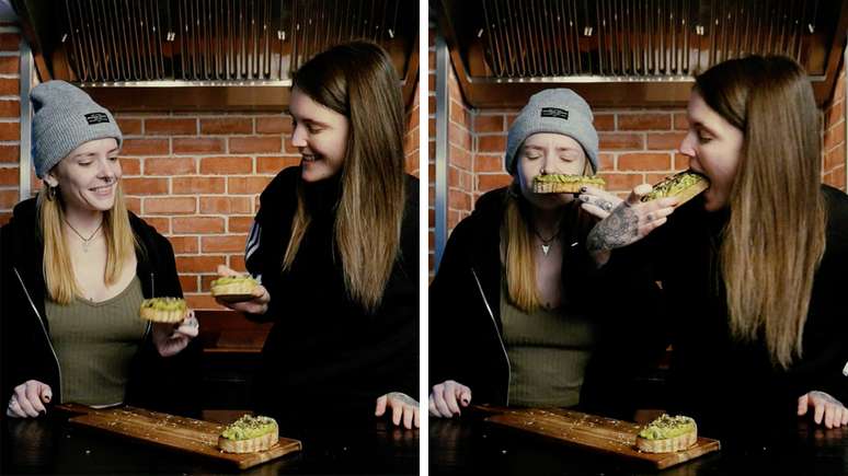 Loretta e Amy: Loretta cheira a comida enquanto Amy prova