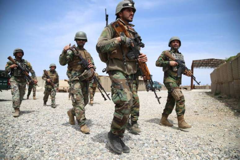 Cúpula seria feita na esteira do anúncio de Biden sobre tropas no Afeganistão
