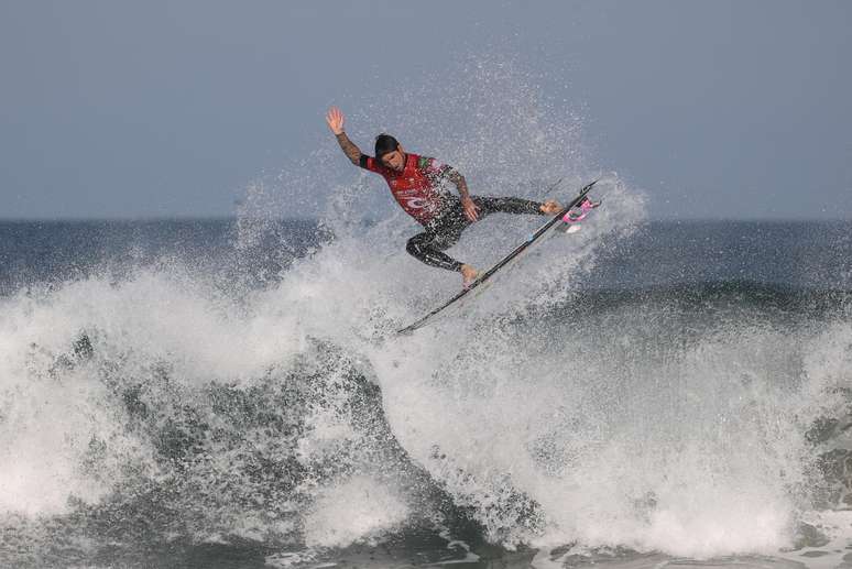 Gabriel Medina ganhou etapa e lidera o ranking 