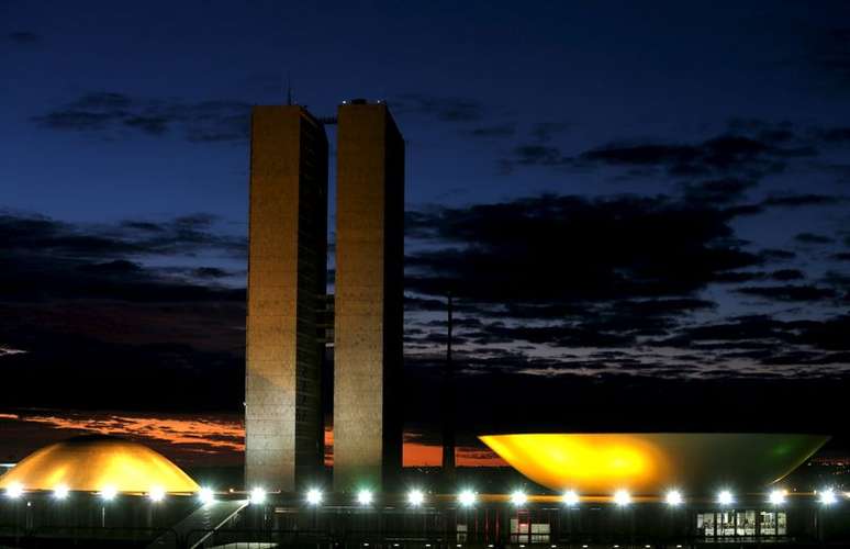 Vista externa do Congresso Nacional, em Brasília
17/04/2016
REUTERS/Paulo Whitaker
