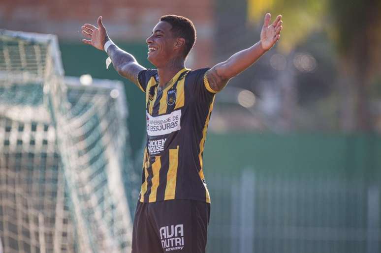 Alef Manga é o artilheiro do Campeonato Carioca, com nove gols (FOTO: ANDRÉ MOREIRA/VRFC)