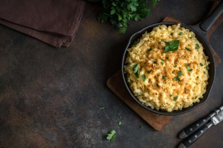 Guia da Cozinha - Receita prática de Mac’n Cheese: um macarrão com queijo delicioso