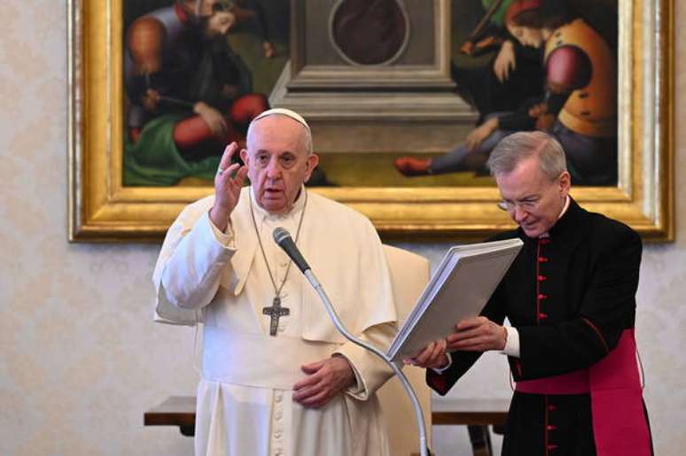 Papa Francisco celebra audiência geral no Vaticano