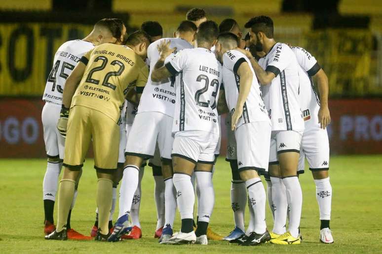Sem período para pré temporada, Botafogo busca encontrar a formação ideal para a disputa da Série B (Foto: Vítor Silva/Botafogo)