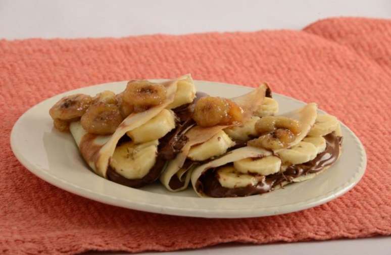 Guia da Cozinha - Receita prática de panqueca de banana com Nutella®