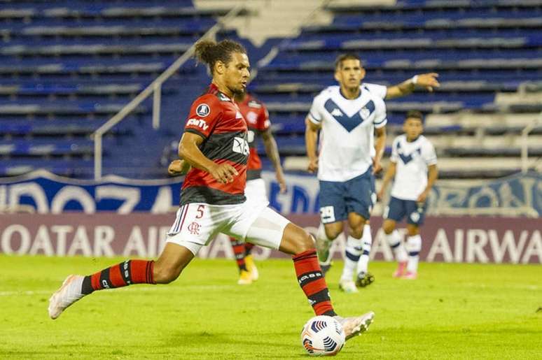 Arão, como zagueiro, foi elogiado em produção da Conmebol Libertadores (Foto: Marcelo Cortes/Flamengo)