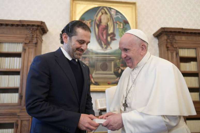 Papa Francisco recebeu Hariri no Vaticano e cobrou ajuda à população do país