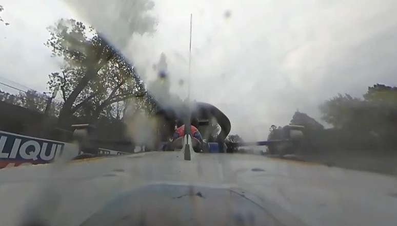 Câmera 360º mostra novo ângulo de acidente entre George Russell e Valtteri Bottas em Ímola 