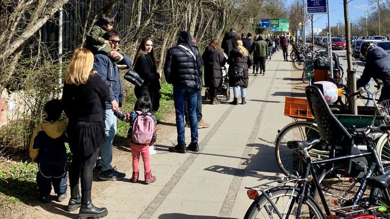 Fila para testes em Copenhagen