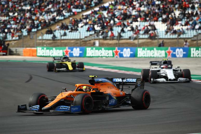 Carlos Sainz durante o GP de Portugal de 2020 