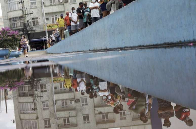 Vacinação contra Covid-19 em Duque de Caxias, Rio de Janeiro
 21/4/2021 REUTERS/Ricardo Moraes