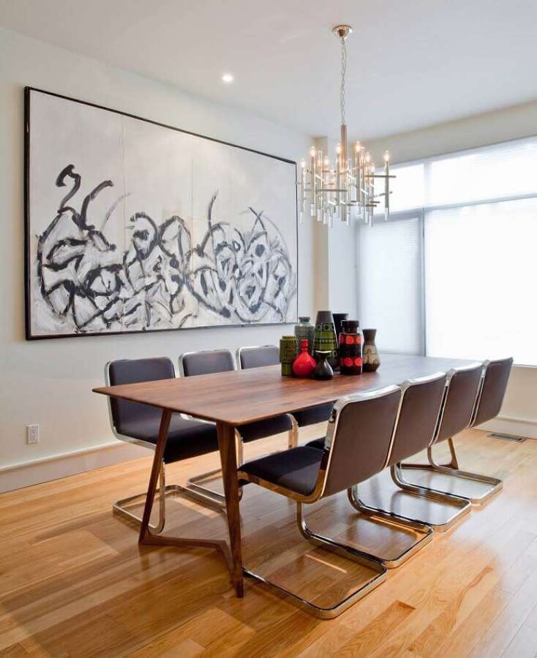 19. Decoração minimalista com quadros grandes para sala de jantar – Foto: Houzz