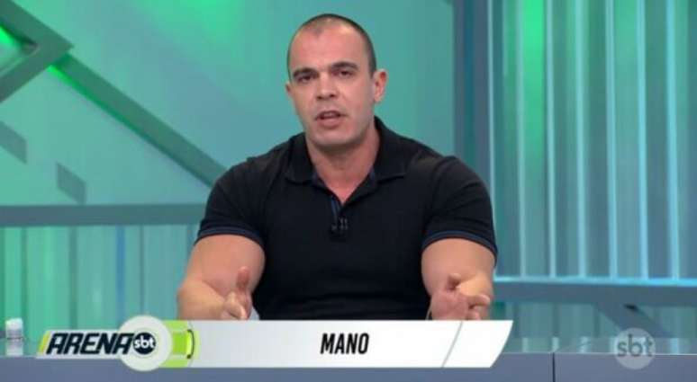 Na TV, Mano já passou por Fox Sports e agora está no SBT (Reprodução/SBT)