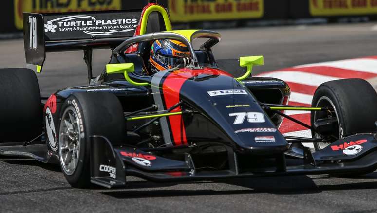 O americano de origem lituana foi o grande nome da Indy Lights neste domingo em St. Pete 