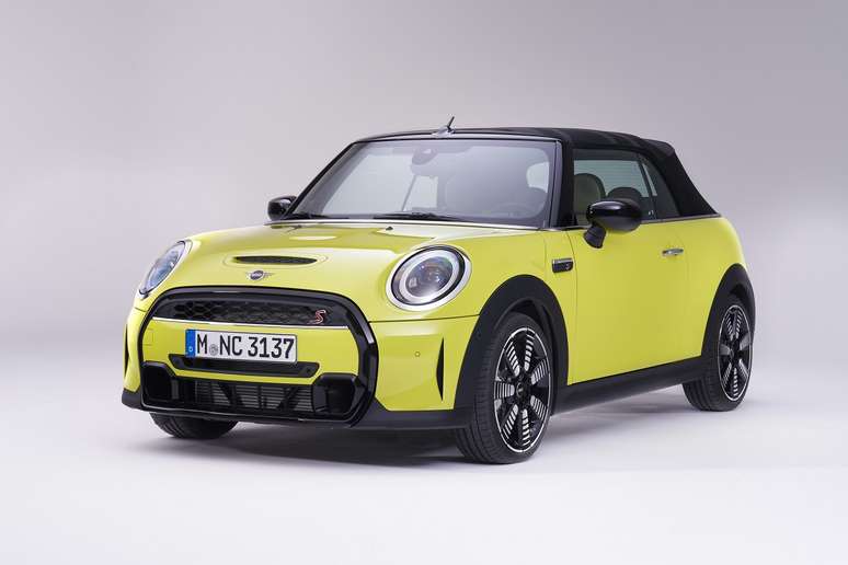 Mini Cooper S Cabrio 2022.