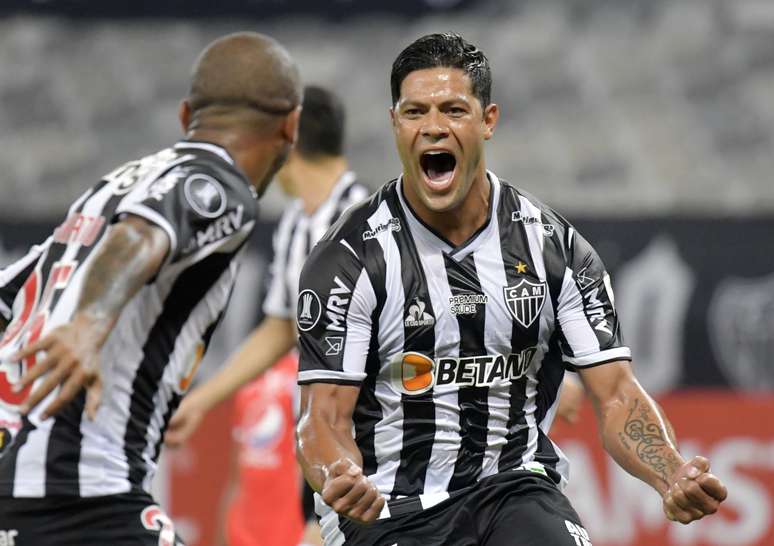 Hulk faz 2 e Atlético-MG vence o América de Cali no Mineirão