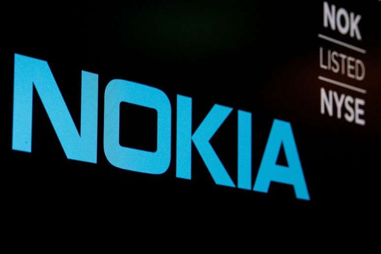 Logo da Nokia em tela na bolsa de valores de Nova York, EUA 
21/05/2018
REUTERS/Brendan McDermid