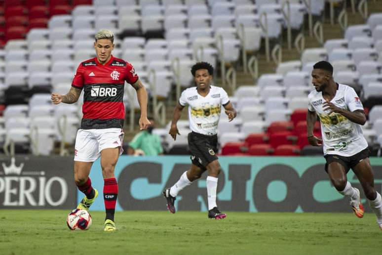 Com jogo adiado, Flamengo deve ter desfalques quando enfrentar o