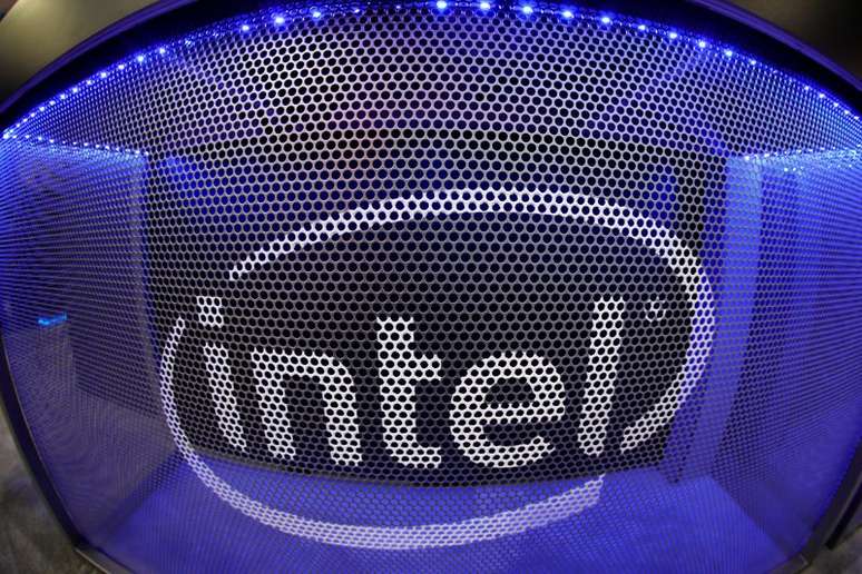 Logo da Intel fotografado em Los Angeles, EUA 
11/06/2019
REUTERS/Mike Blake