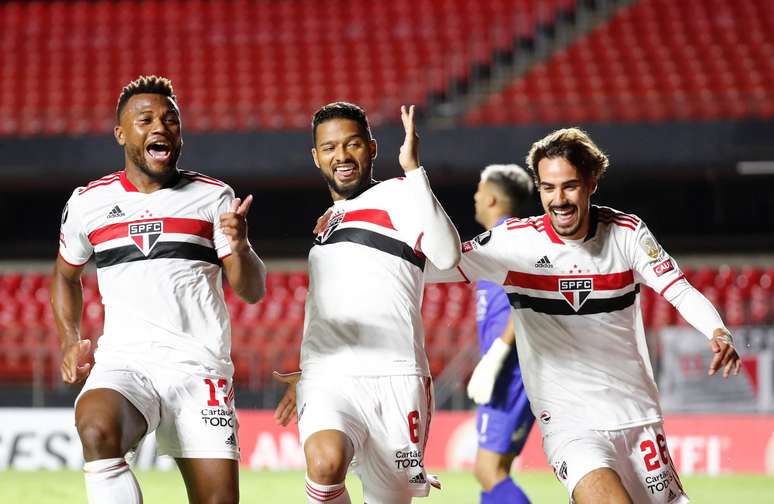 São Paulo vence Rentistas e chega à oitava vitória consecutiva na temporada