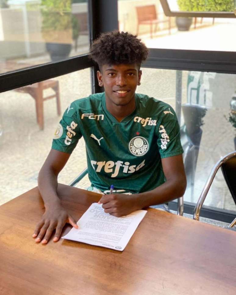 Yago Santos chegou ao Palmeiras em 2018 para a equipe Sub-15 (Foto: Arquivo pessoal)