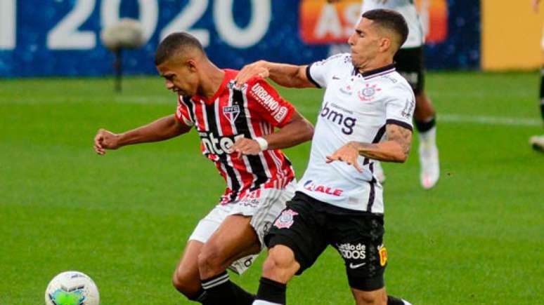 Corinthians e São Paulo se enfrentam neste domingo, às 22h15 (Foto: RENATO GIZZI/Photo Premium/Lancepress!)