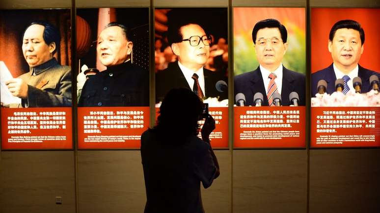 &ldquo;Mao tornou a China independente e a ergueu, Deng Xiaoping os tornou ricos e Xi os tornou fortes' &Eacute; assim que os especialistas chineses resumem o pensamento do atual presidente do pa&iacute;s.