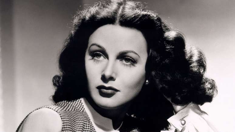 Além de atriz, Lamarr era uma inventora com uma mente brilhante