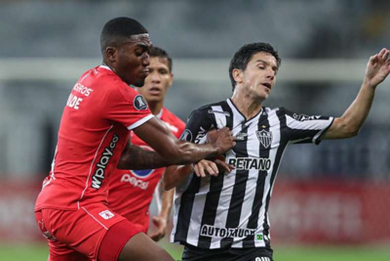 O alvinegro venceu o América de Cali na rodada passada e pode assumir a liderança do grupo se bater o Cerro-(Pedro Souza/Atlético-MG)