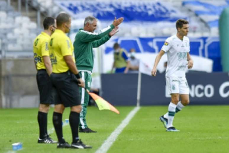 Lisca se tornou o personagem central do clássico entre Cruzeiro e América-MG-(Mourão Panda/América-MG)