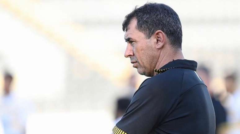 Fábio Carille ainda não renovou com o Al-Ittihad, que perdeu preferência (Foto: Divulgação/Al-Ittihad)