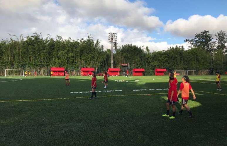 Categorias de base feminina do São Paulo se prepara para a temporada (Foto: Gabriela Montesano / saopaulofc.net)