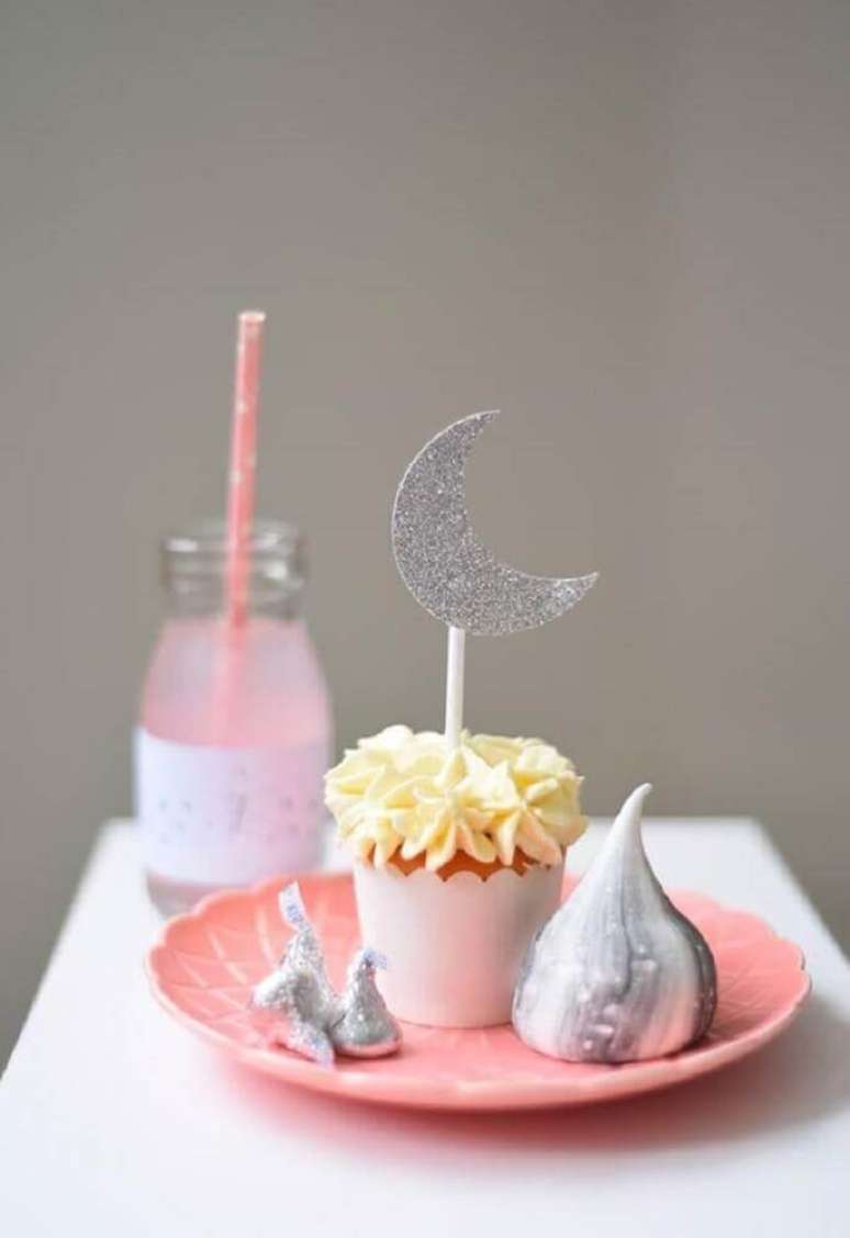 31. Ideia linda e super delicada para decoração de sua festa