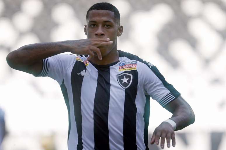 Gabriel Conceição comemora gol (Foto: Vítor Silva/Botafogo)