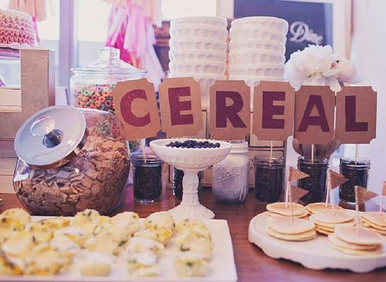 38. Procure investir em comidas leves e gostosas para a sua festa