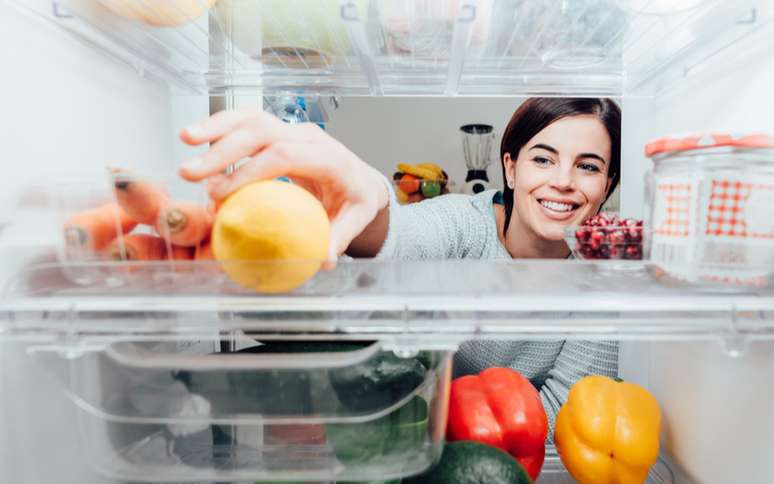 Geladeira: 5 dicas para o evitar o ataque á ela durante o home office