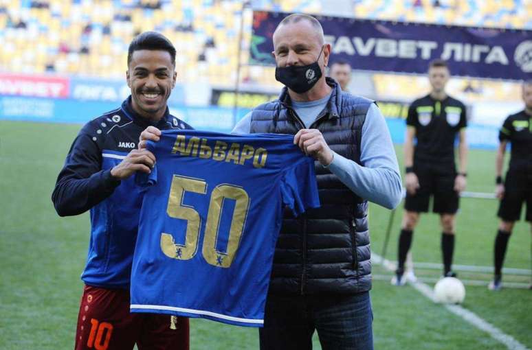 Álvaro tem sido a principal peça do Lviv nesta temporada (Foto: Divulgação / FC Lviv)