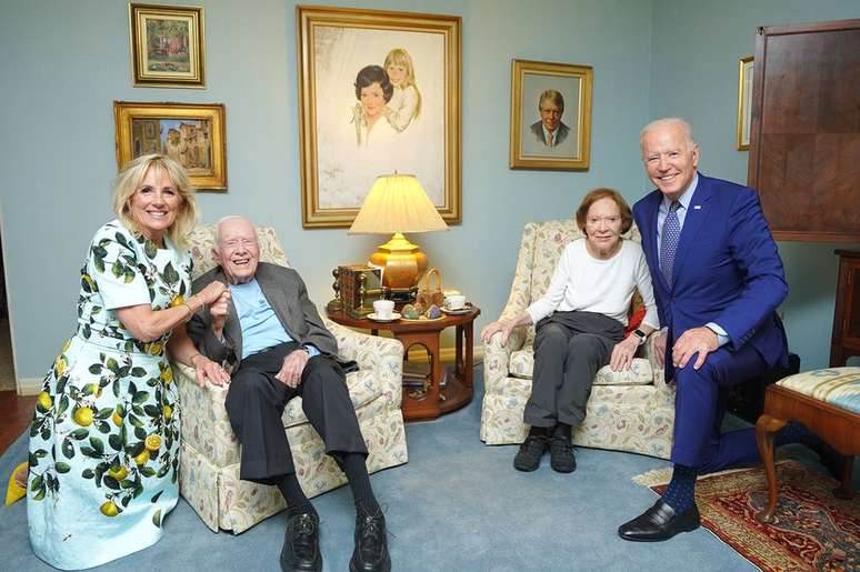 Os Bidens visitaram os Carters em sua casa na Geórgia