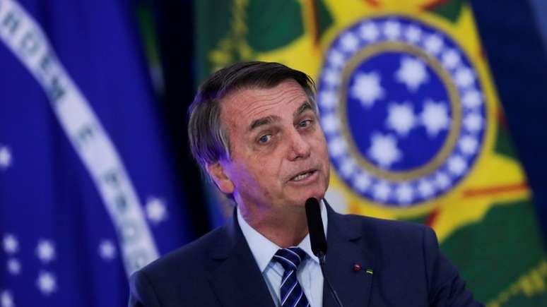 Bolsonaro sempre foi crítico de medidas de confinamento e já disse que a grande maioria da população iria se infectar pelo coronavírus