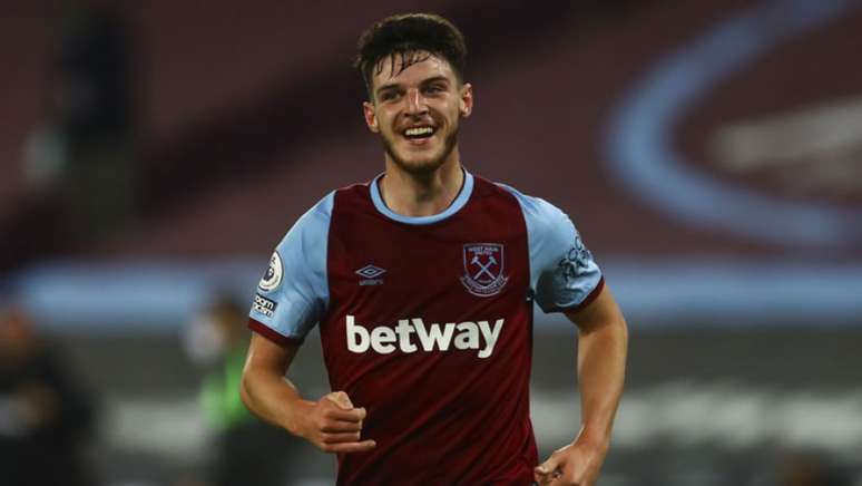 Declan Rice é um dos principais atletas da Inglaterra (Foto: Divulgação / Site oficial do West Ham)