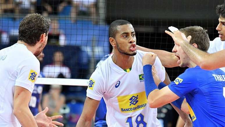 Lucarelli, ponteiro da seleção brasileira de vôlei