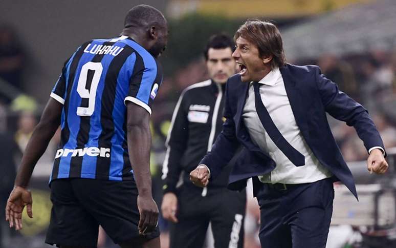 Lukaku e Antonio Conte possuem ótimo relacionamento (Foto: AFP)