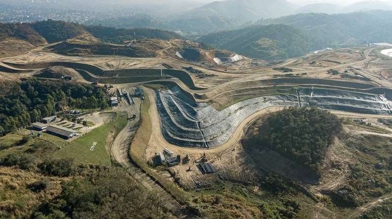 Aterro operado pela empresa de tratamento de lixo Orizon.