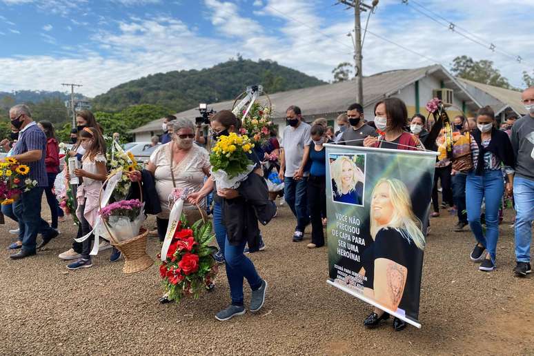 Funeral coletivo das vítimas do ataque à escola infantil Aquarela