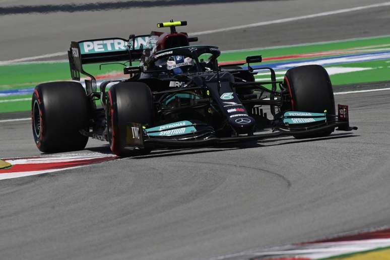 Valtteri Bottas ficou satisfeito com a performance da Mercedes nesta sexta-feira 