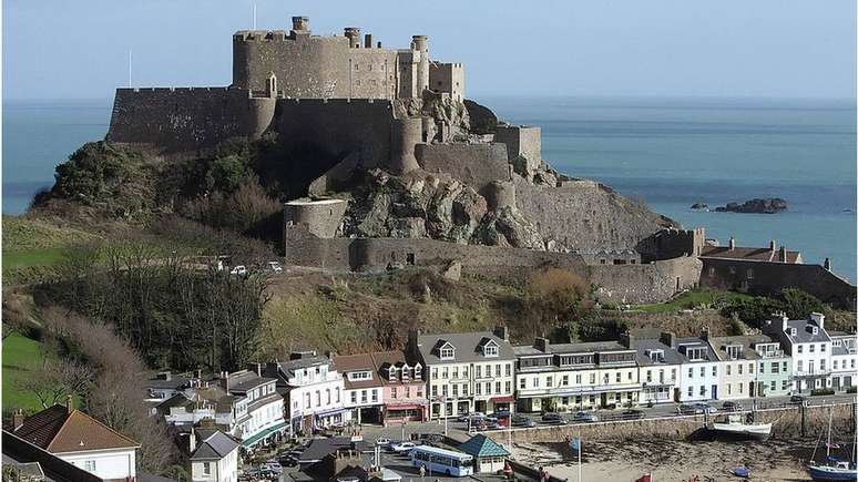 Jersey tem população de 100 mil habitantes