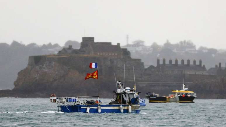 Pescadores franceses protestaram contra os novos regulamentos de pesca