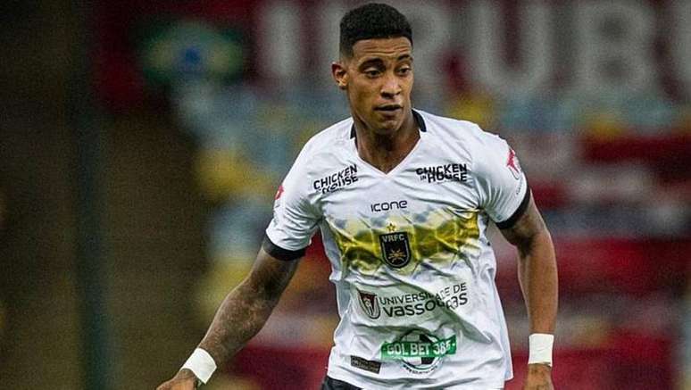 Artilheiro do Campeonato Carioca, Alef Manga vão jogar a Série B pelo Goiás.