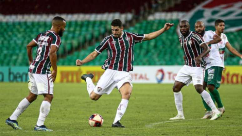 Nino, durante a partida (Foto: Lucas Merçon/Fluminense FC)